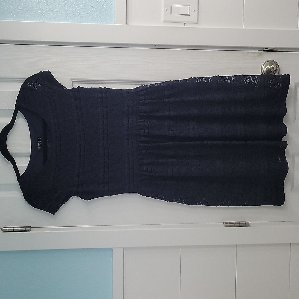 Midnight Navy blue cap sleeve lace dress. Sz 8